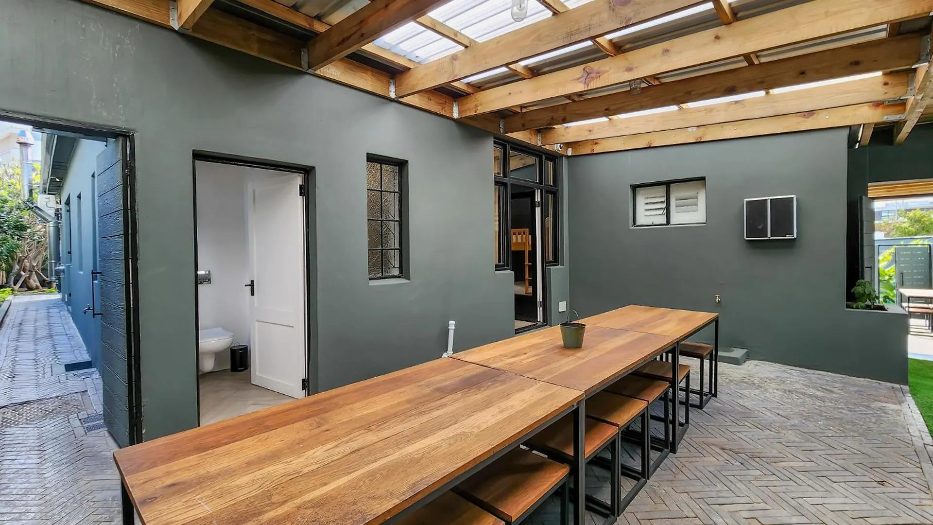 Adriatica - Virginia Avenue Villas Cape Town