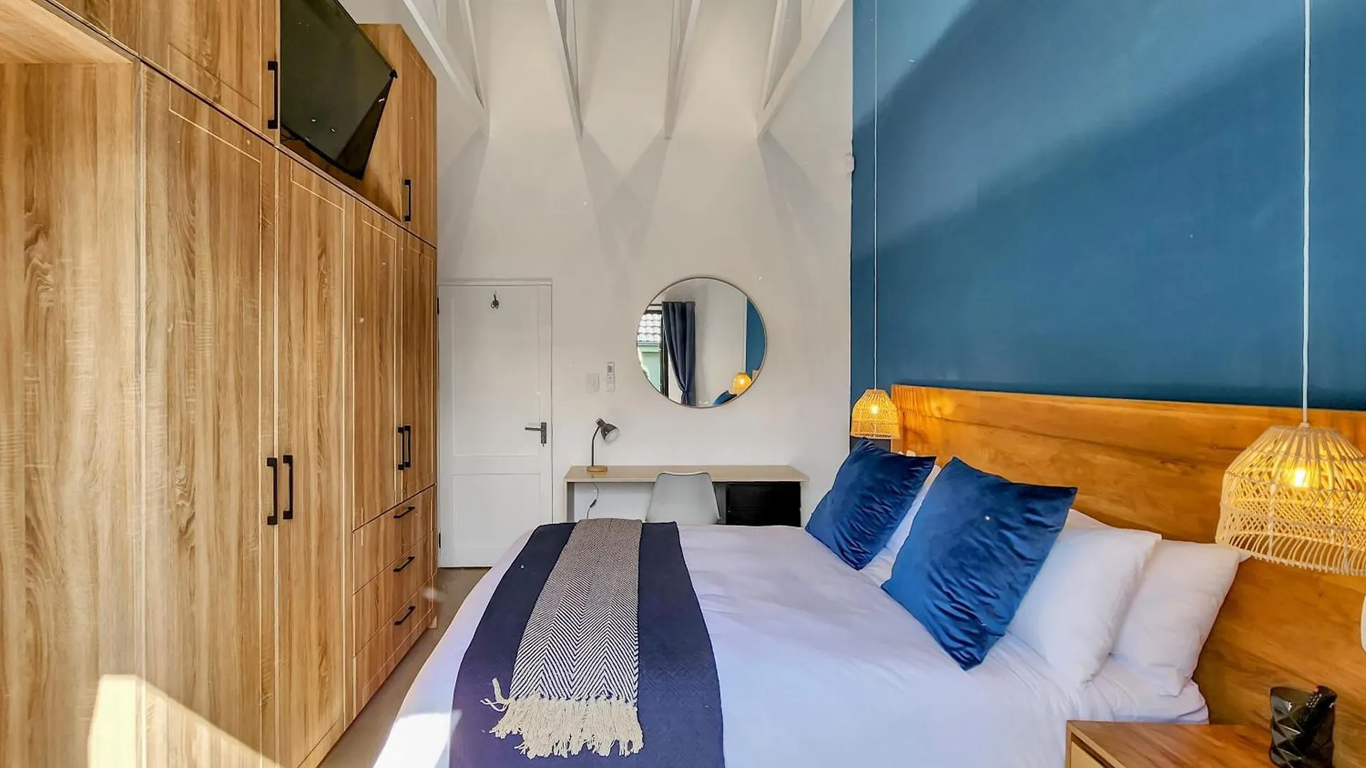Adriatica - Virginia Avenue Villas Cape Town