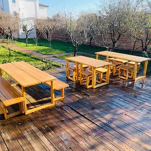 https://apt-biolocalia-house-dobrogea.bucharesthotelsnow.com